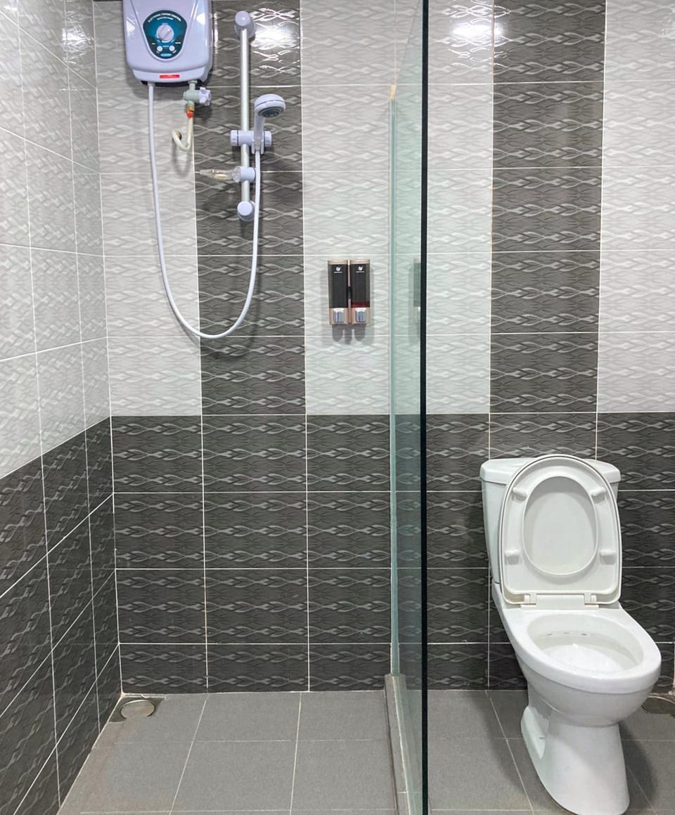 Shower, Toilet, Bathroom