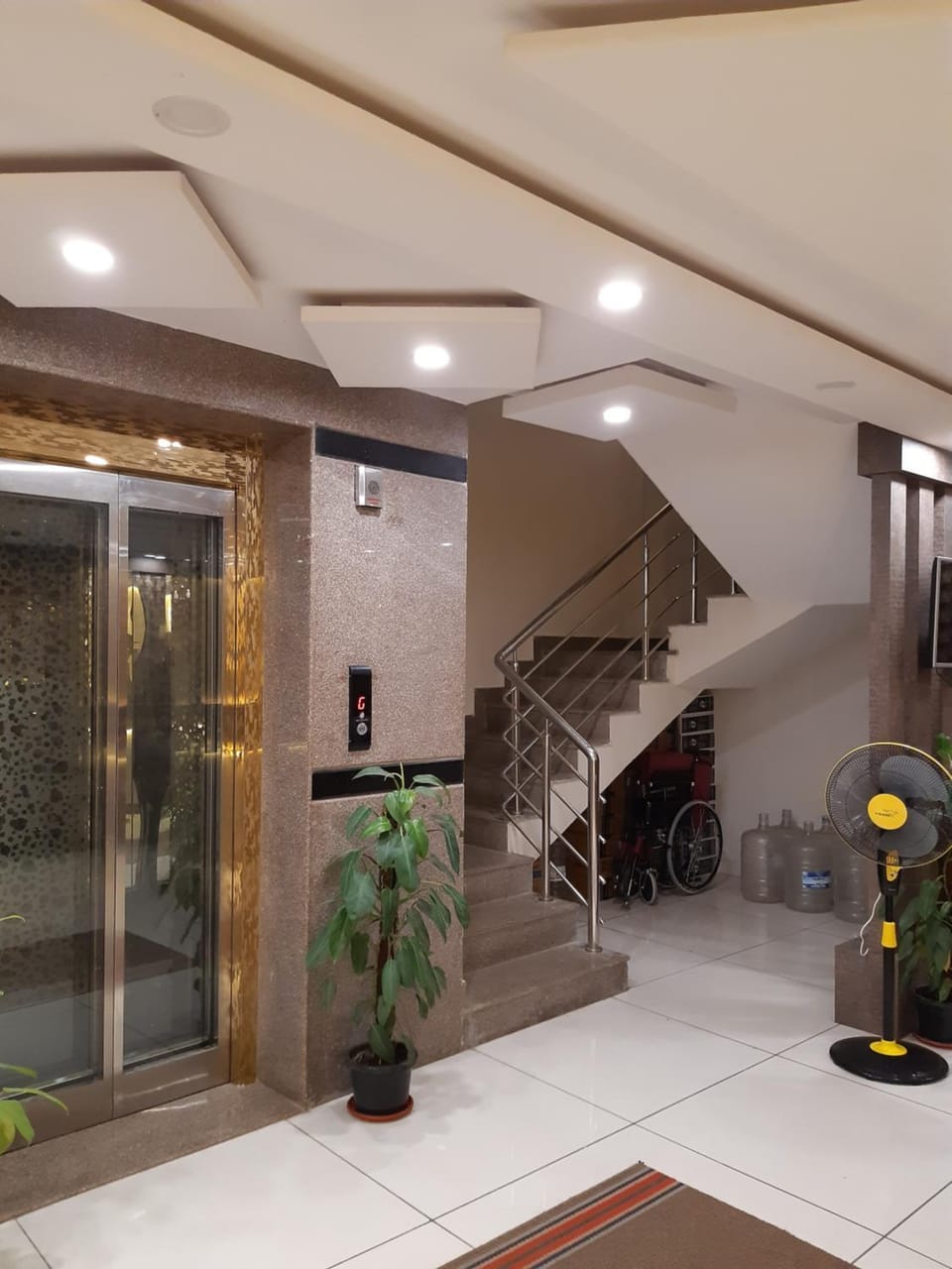 Facade/entrance, Lobby or reception