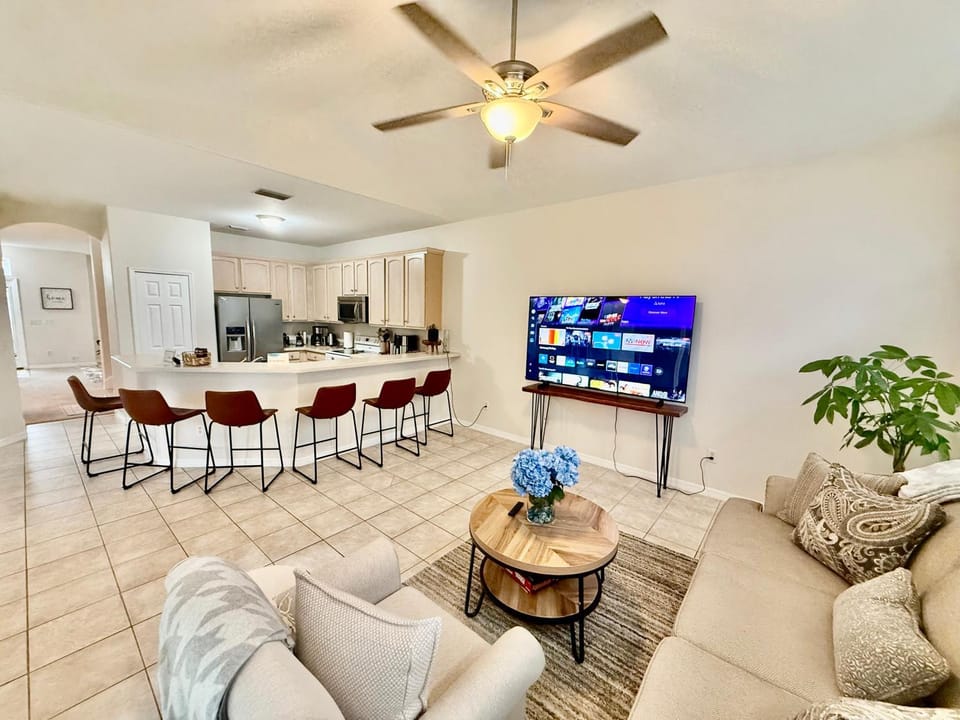 TV and multimedia, Kitchen or kitchenette