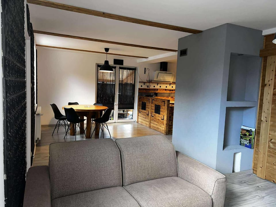 Apartamenty 5 i 6 w Karkonoszach Apartment in Lower Silesian Voivodeship
