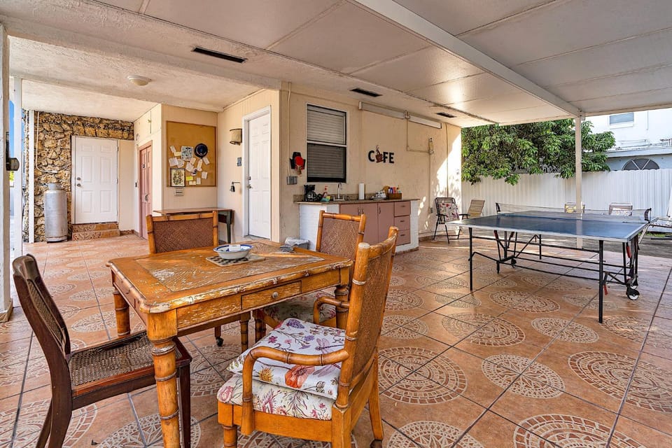 Boho Studio in Little Havana Bed and Breakfast in Coral Gables