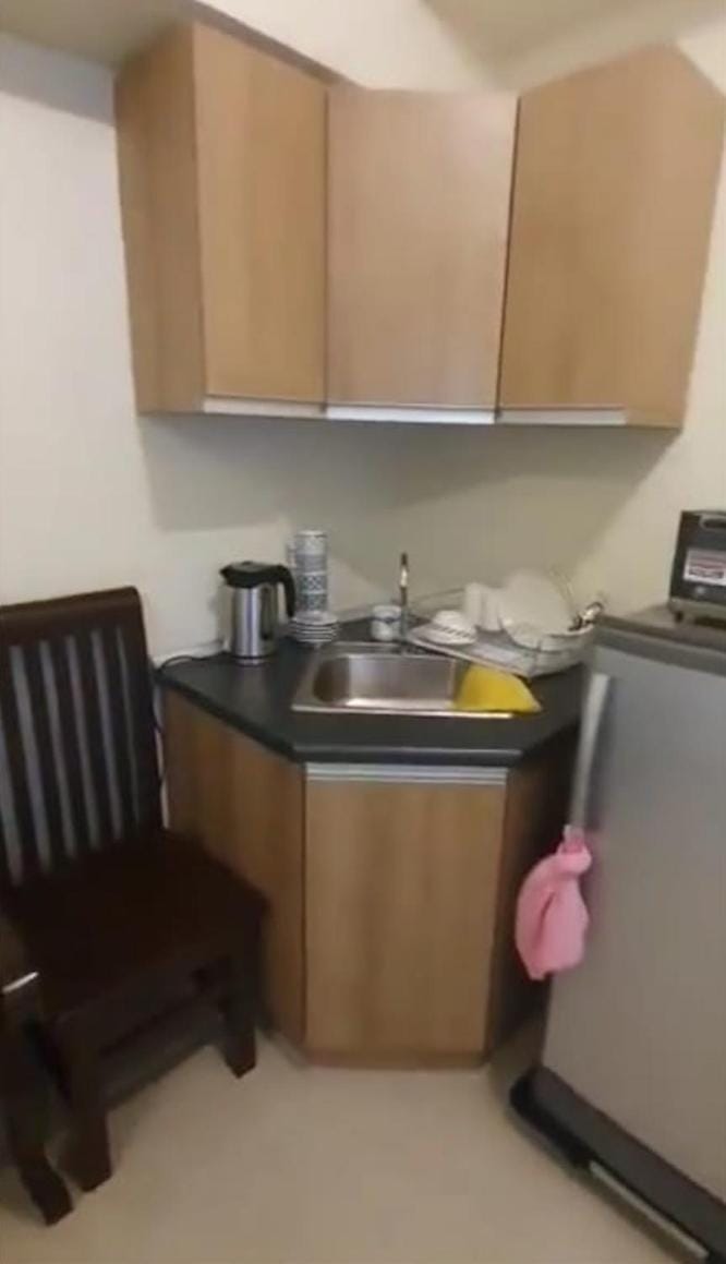 Kitchen or kitchenette, Communal kitchen