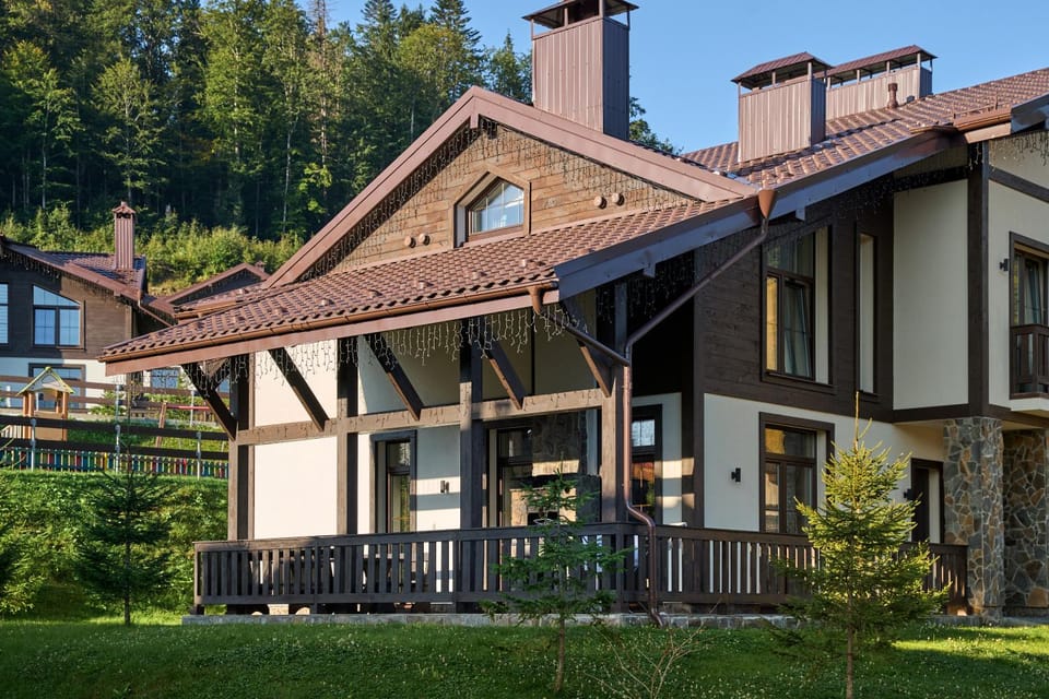 Property building, Balcony/Terrace, On site