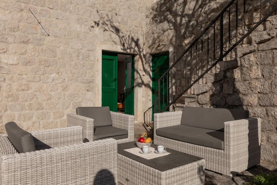 Tanja's Seafront Orahovac Apartment Apartment in Kotor Municipality
