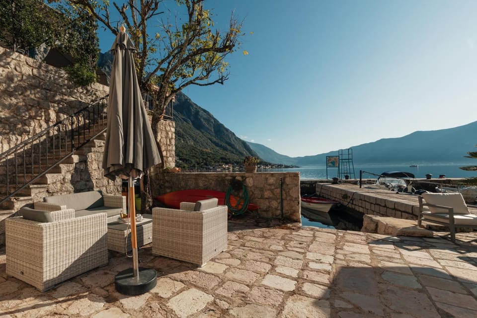 Tanja's Seafront Orahovac Apartment Apartment in Kotor Municipality
