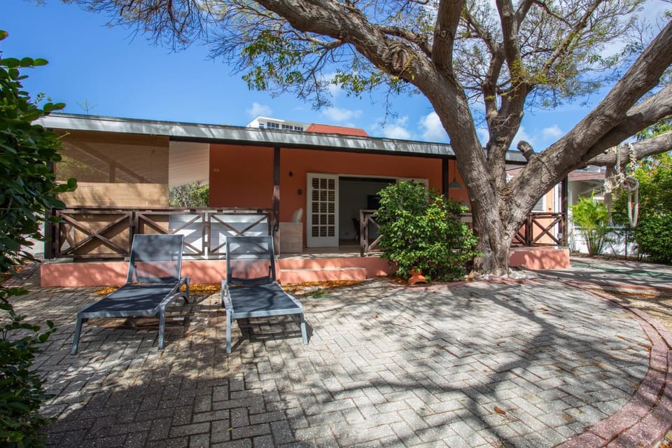 Property building, Garden