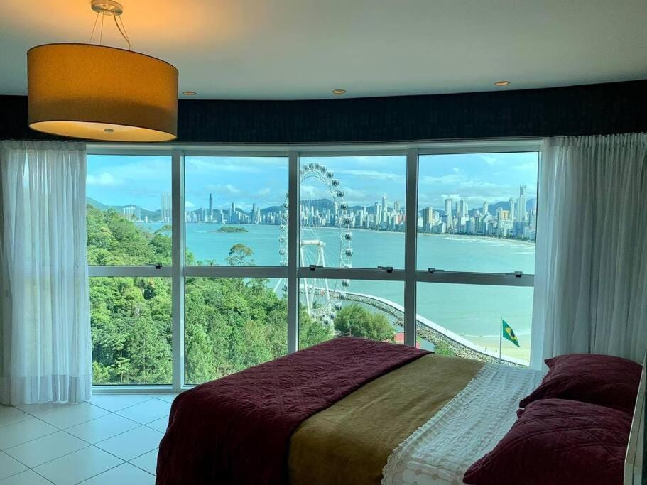 Bed, Natural landscape, Photo of the whole room, Bedroom, Mountain view, River view, Sea view