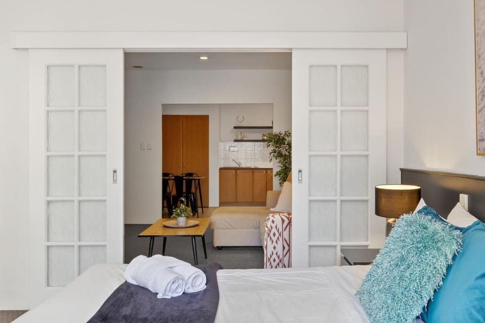 304 Superior 1BR big beautiful for 2 Apartment in Perth