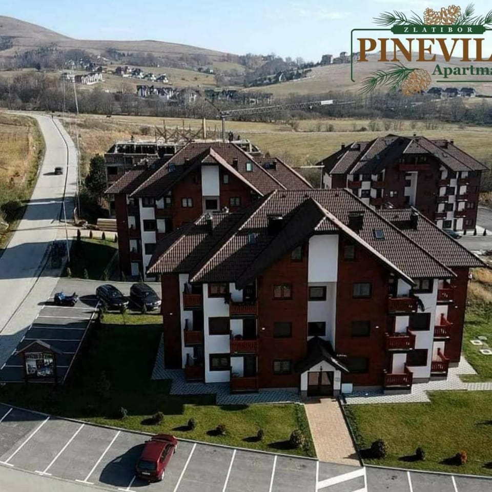 Pinevile apartman 13 Apartment in Zlatibor
