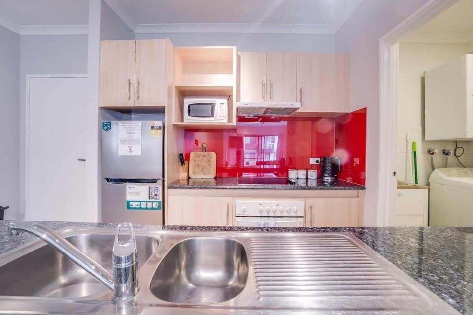 4 So Much More Family Apt 2BR Parking Apartment in Perth