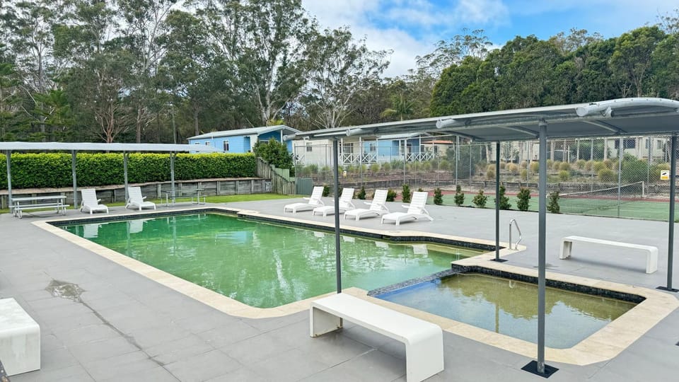 Swimming pool
