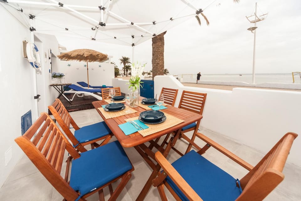 Luxury Suite Sea Front III Apartment in Isla de Lanzarote