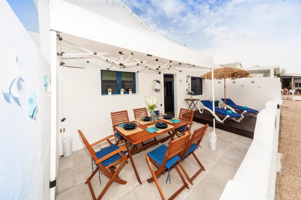 Luxury Suite Sea Front III Apartment in Isla de Lanzarote
