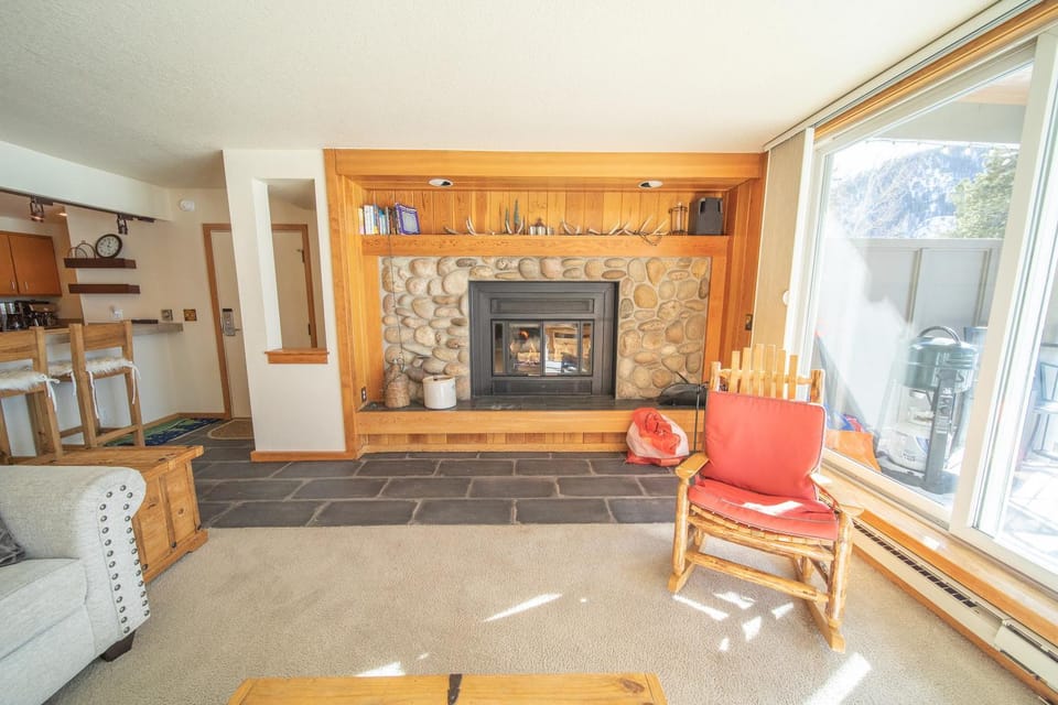 Pines 2167 by SummitCove Lodging in Colorado House in Keystone