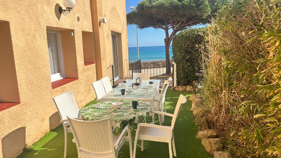 Off site, Garden, Sea view
