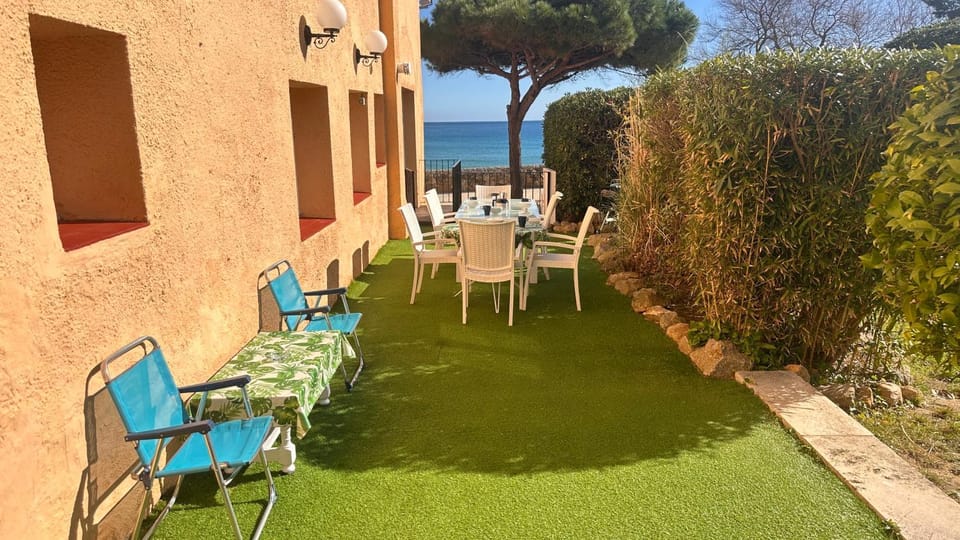 Off site, Garden, Sea view