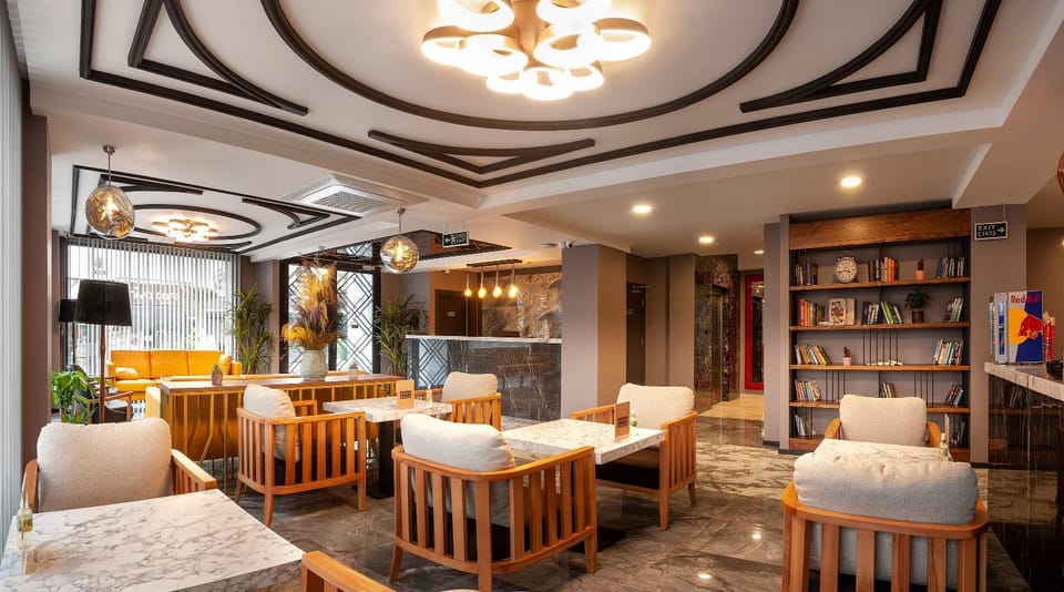 Lobby or reception, Lounge or bar