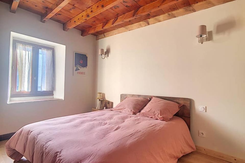 Maison de village spacieuse au calme House in Catalonia