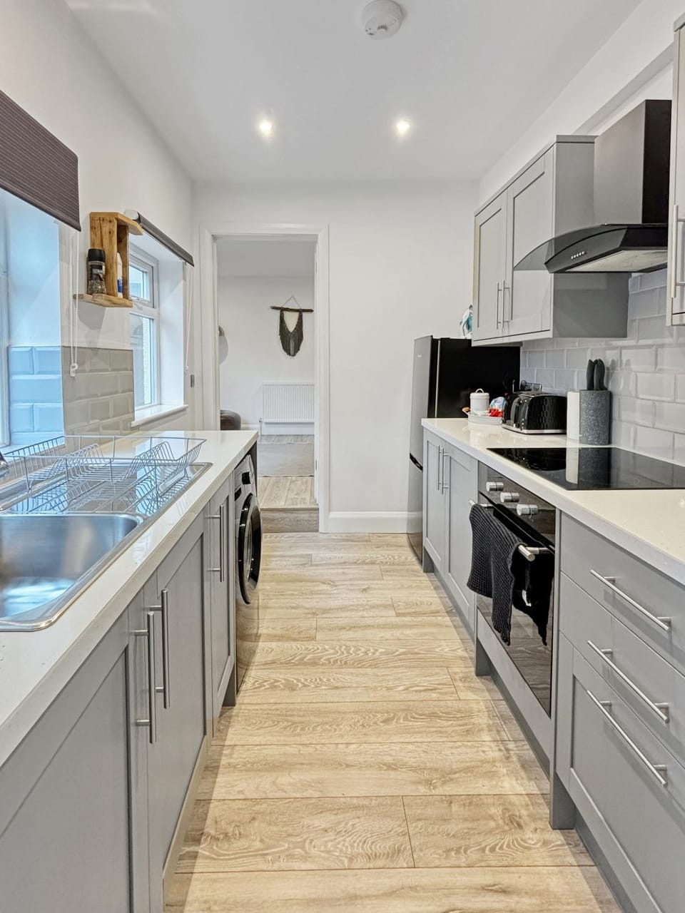 Kitchen or kitchenette, kitchen