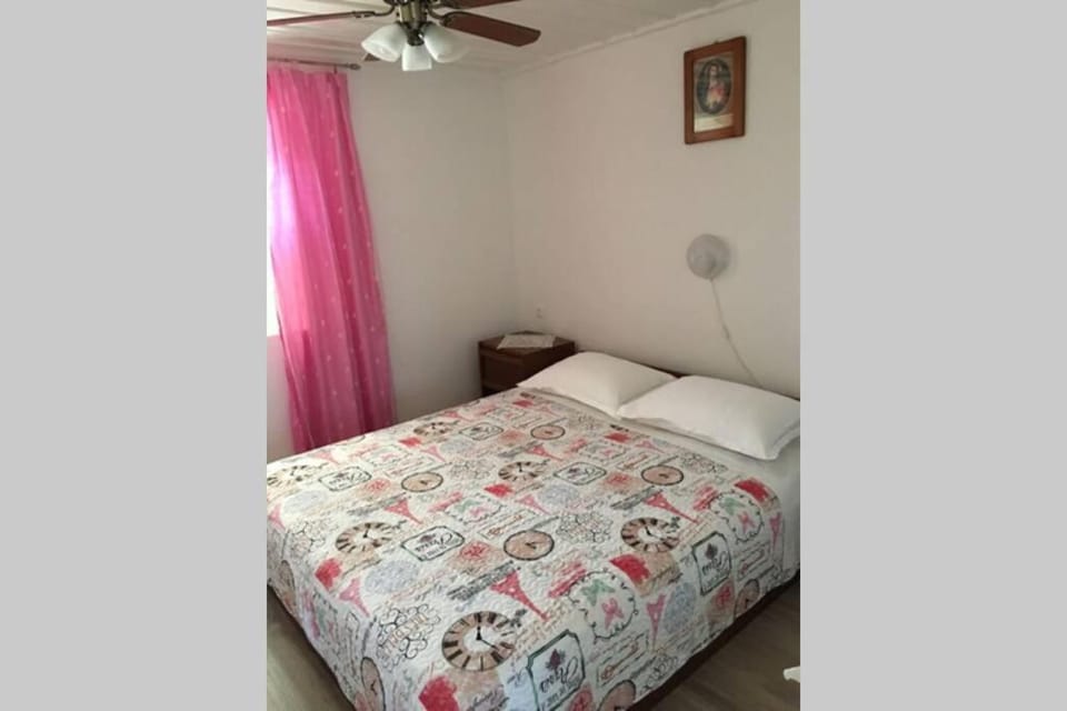 Apartman Knezovic Apartment in Stari Grad