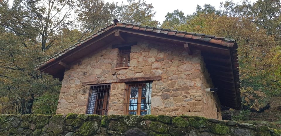 Cabaña Castañarejo Country House in Extremadura, Spain