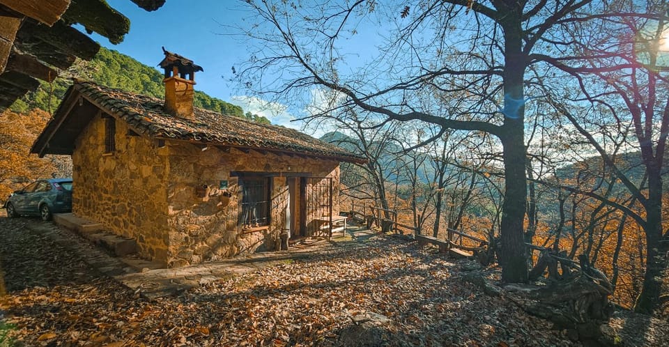 Cabaña Castañarejo Country House in Extremadura, Spain