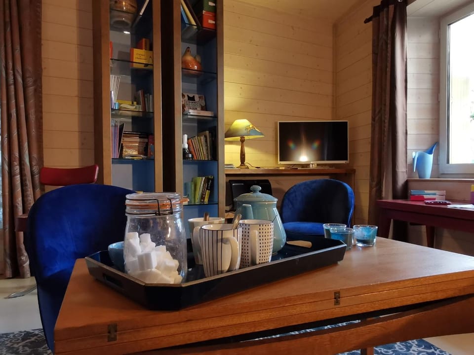 Maison cosy avec cour privative au cœur de l'Auvergne - FR-1-582-316 House in Auvergne-Rhône-Alpes