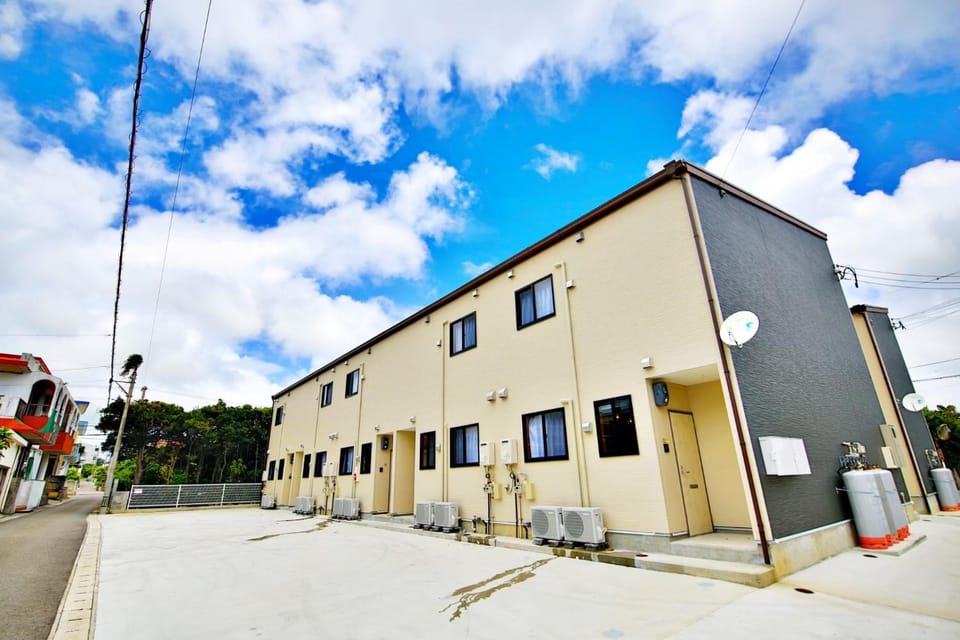 プラスライフ大浜 Room3 Apartment in Okinawa Prefecture
