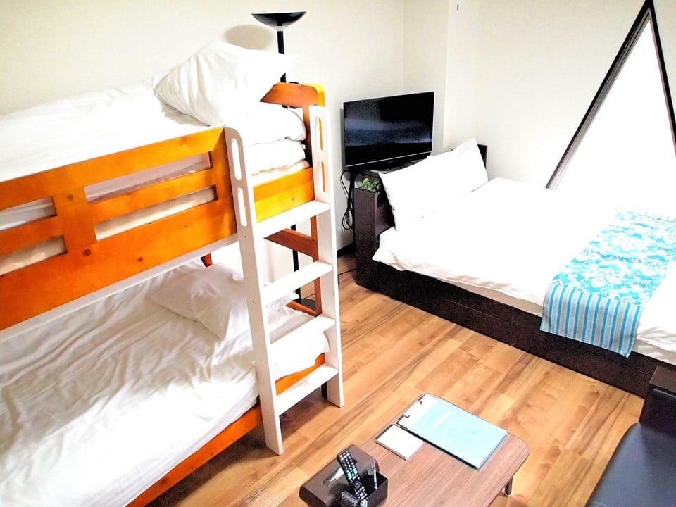 COCOSTAY Matoba#902 ココステイ マトバ#902 広島駅徒歩10分 10 min walk from Hirosima Station Apartment in Hiroshima