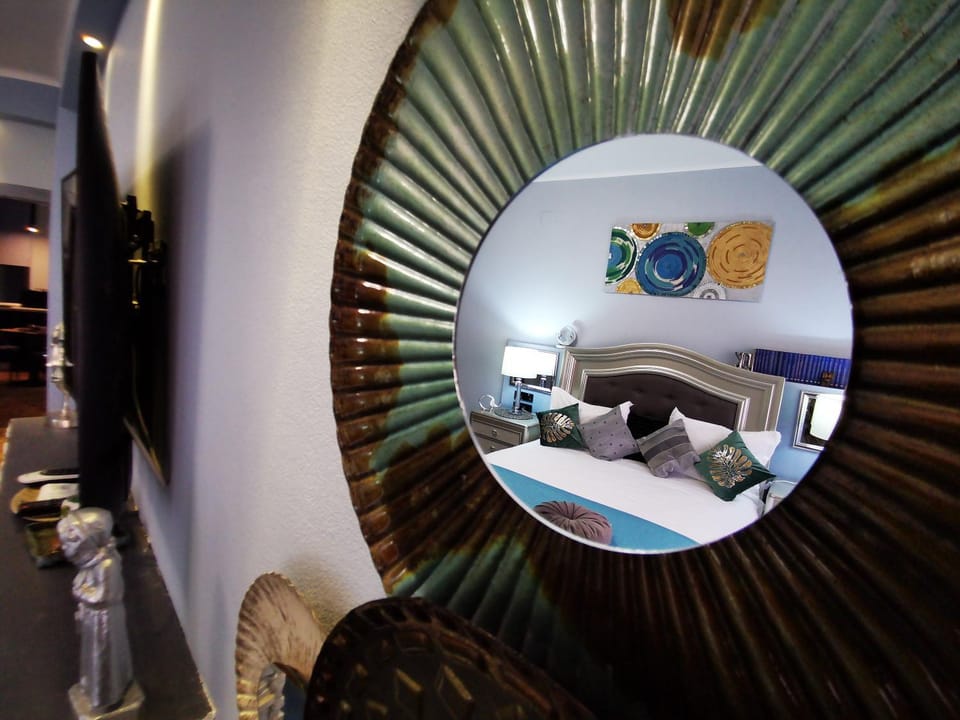 Photo of the whole room, Decorative detail, Bedroom