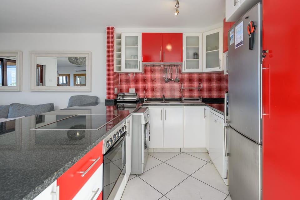 Kitchen or kitchenette, pet friendly, stove, washing machine, kitchen