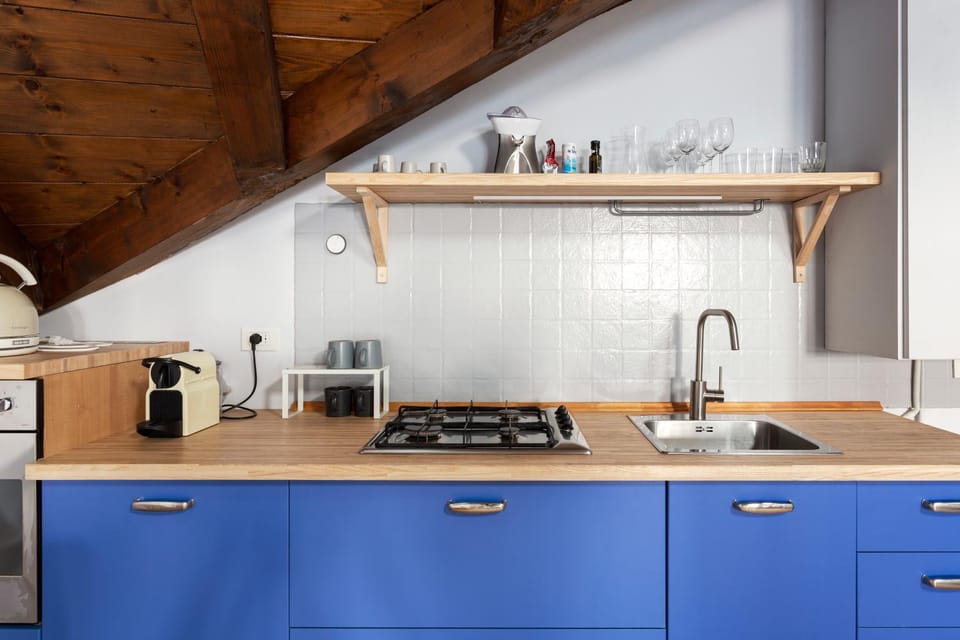 Coffee/tea facilities, Kitchen or kitchenette