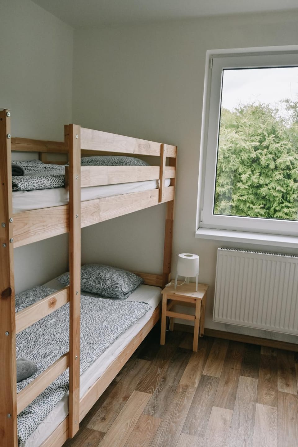 Bedroom, bunk bed