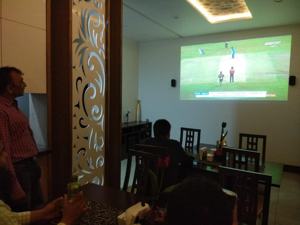 Communal lounge/ TV room, Dining area