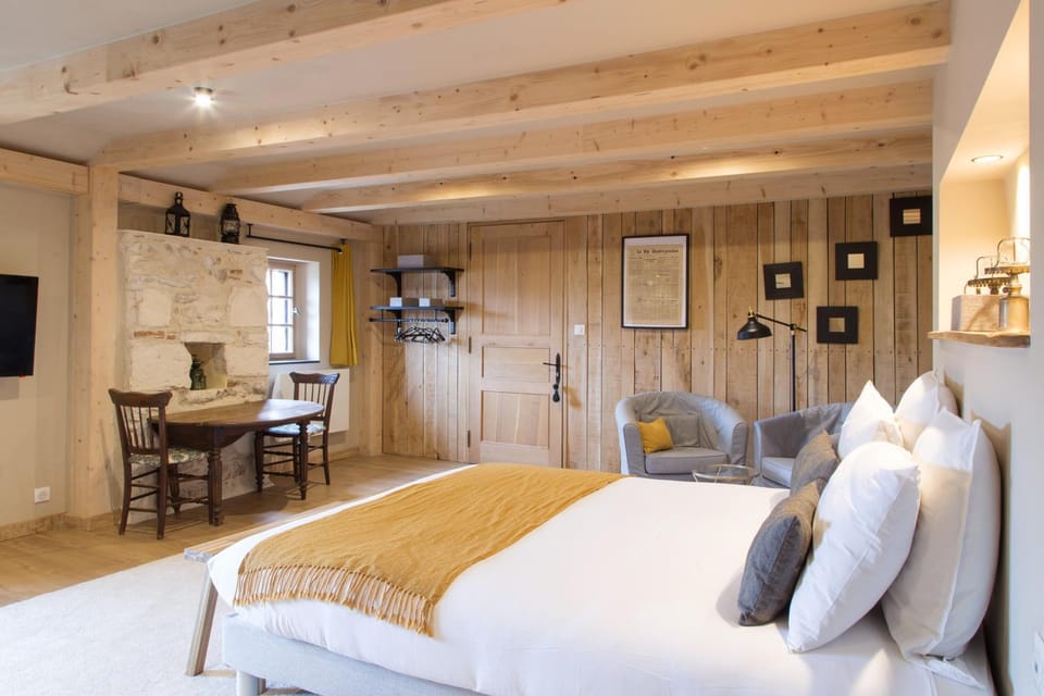 Maison Lapopie chambres et gîte Bed and Breakfast in Occitanie