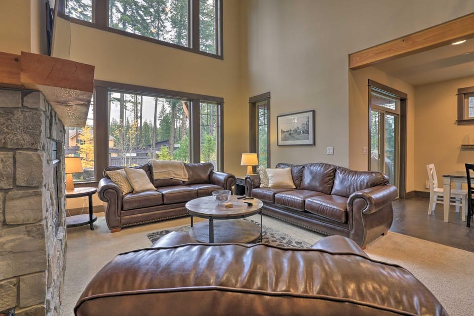 Luxury Suncadia Resort Retreat w/ Private Hot Tub! House in Kittitas County