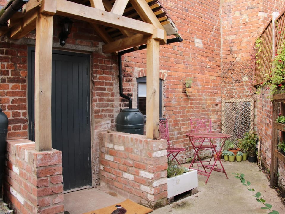 Bank House Barn House in Wales
