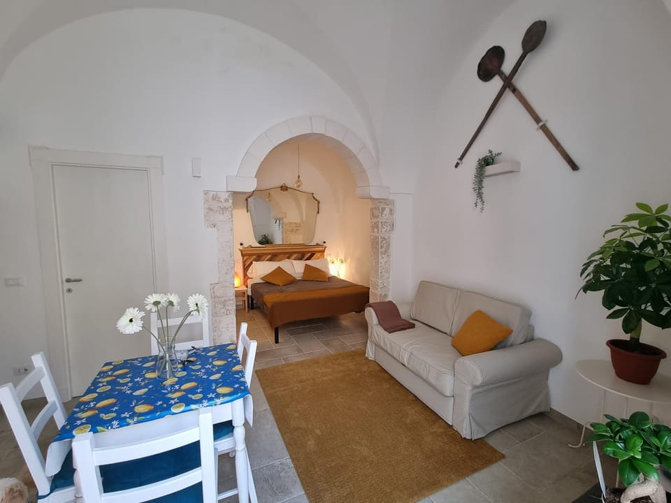 View (from property/room), Living room, Bedroom