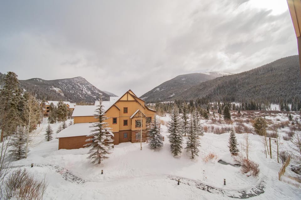 Red Hawk Lodge 2281 by SummitCove Lodging in Colorado House in Keystone