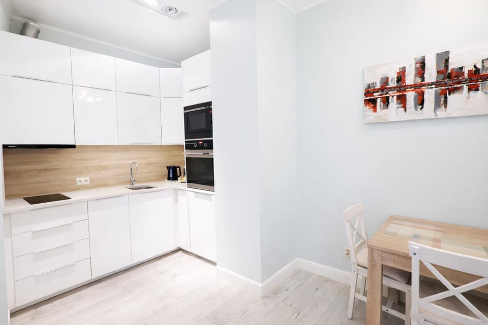 Kitchen or kitchenette, Dining area, pet friendly, stove