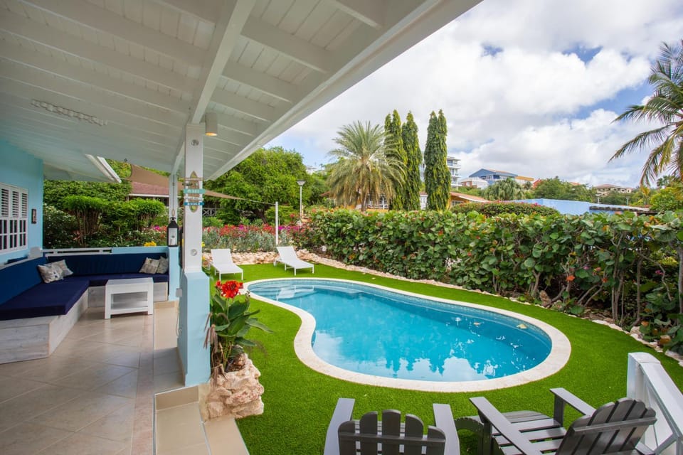Balcony/Terrace, Swimming pool