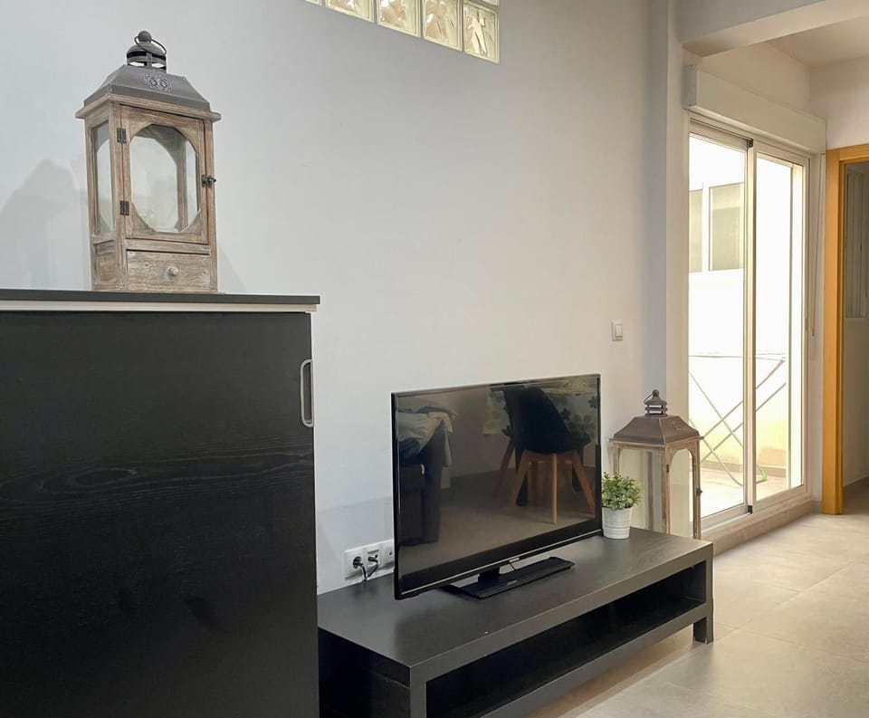 Communal lounge/ TV room, TV and multimedia
