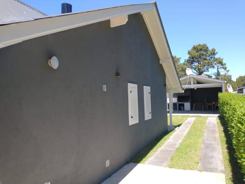 Casa Valeria del Mar 8 pax House in Buenos Aires Province