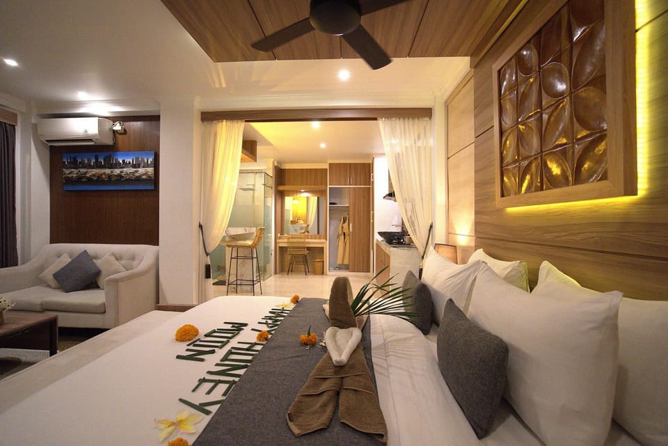 Kitchen or kitchenette, Living room, Bedroom, wardrobe