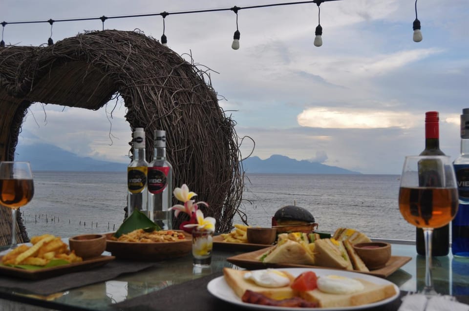 Food and drinks, Beach, Food, Sea view