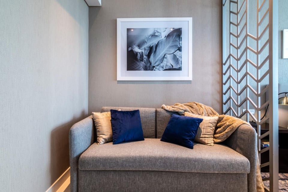 The Smart Concierge - Damac Prive Apartment in Dubai
