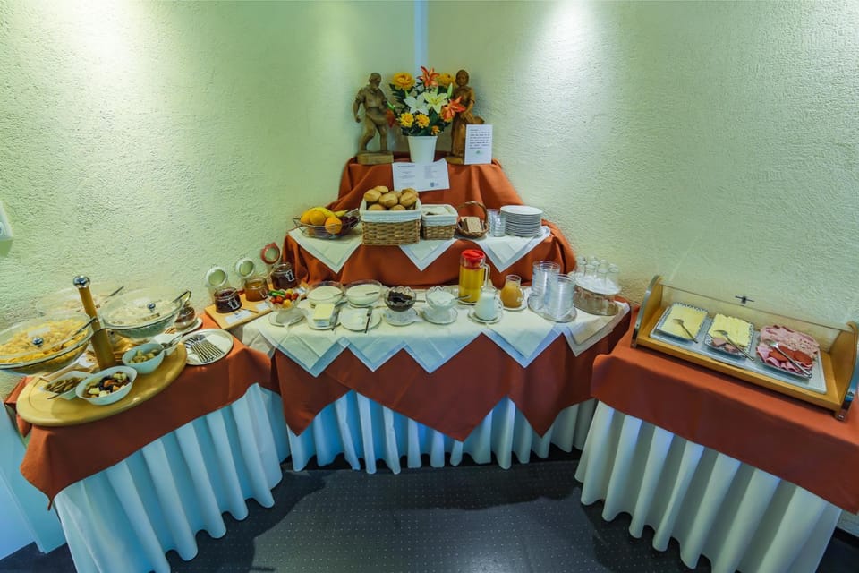 Buffet breakfast