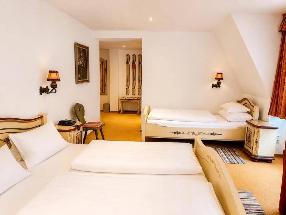 Bed, Living room, Seating area, Bedroom