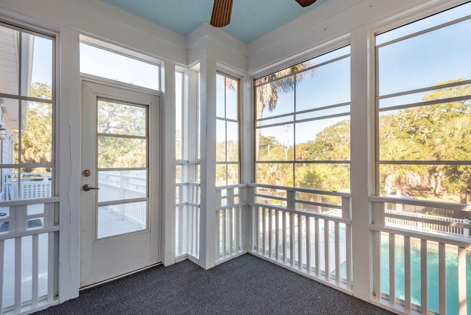 114 W Huron - Sand Castle - Saltwater Pool - Heated upon request House in Folly Beach