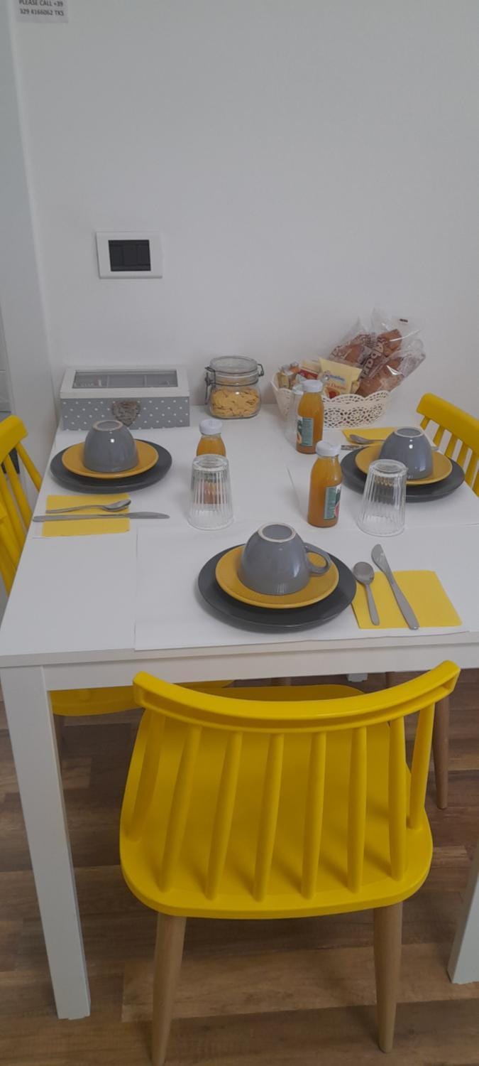 Cristel malpensa room Bed and Breakfast in Lombardy